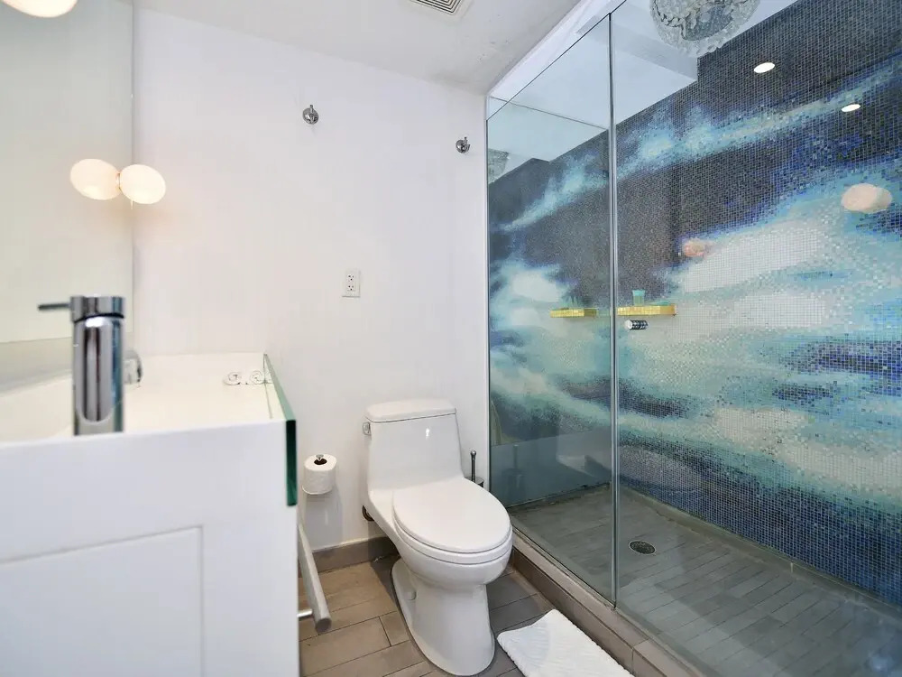 Miami World Rental - Mondrian 608