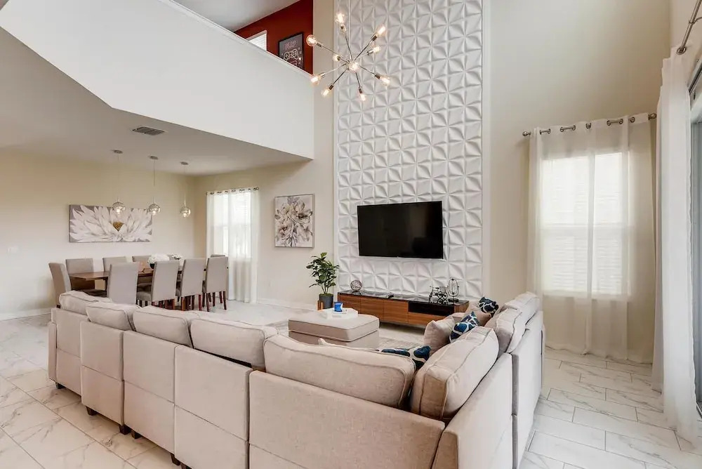 8923 CC - Fabulous 5BR Single Family: Sleeps 12 - Private Pool -