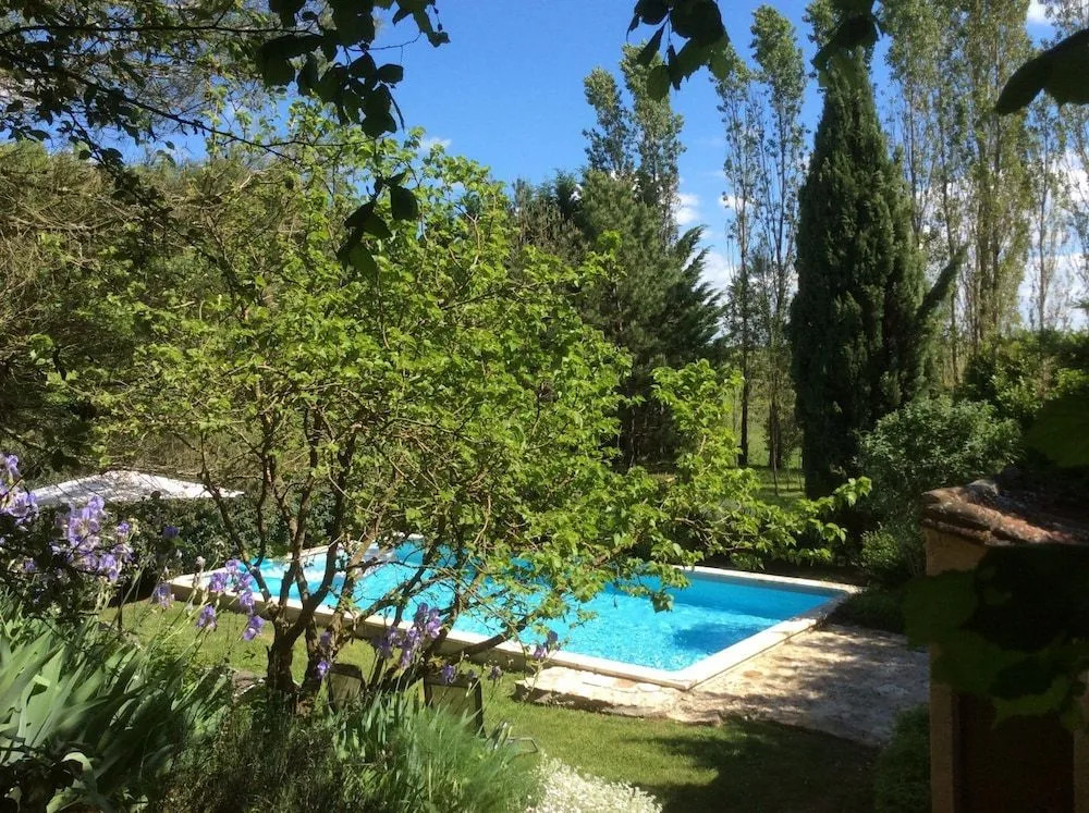 Le Clos Pastel