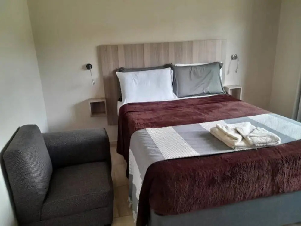 2 Bedroomed Apartment With En-suite and Kitchenette - 2068
