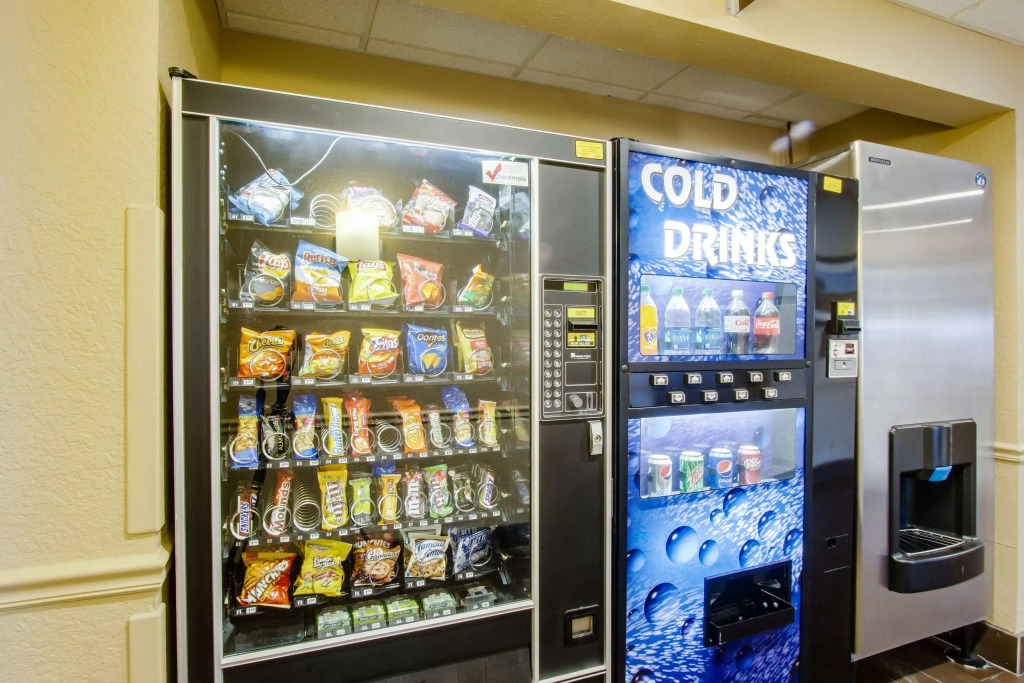 Comfort Inn & Suites Bellevue - Omaha Offutt AFB