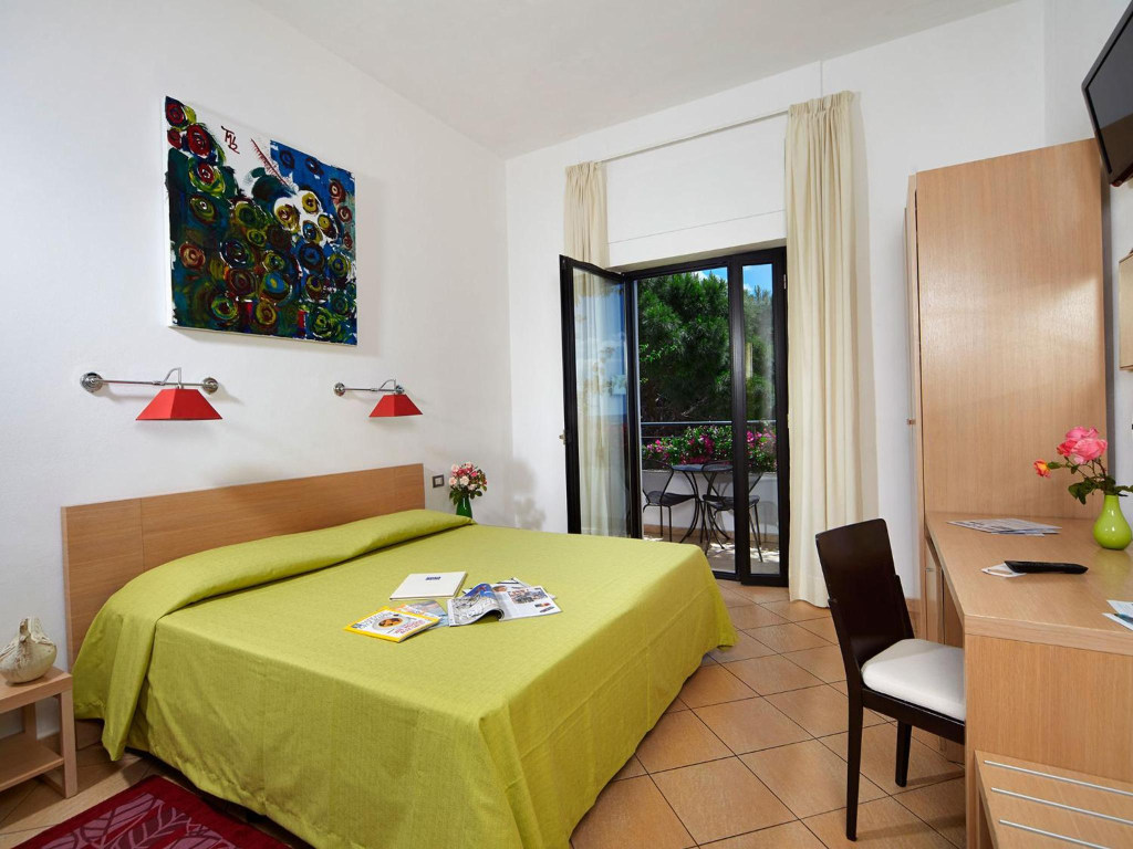 Hotel Cala Luna
