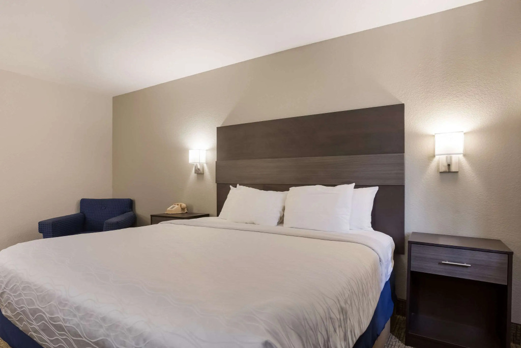 Rodeway Inn Branson, Brick House