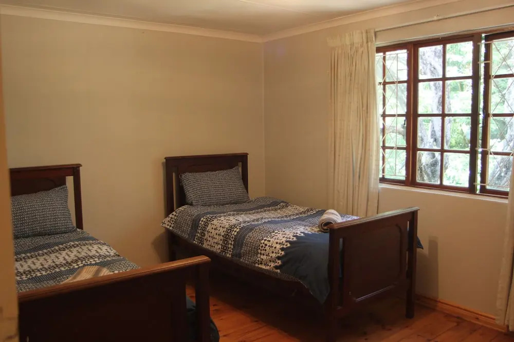 Uvongo log home