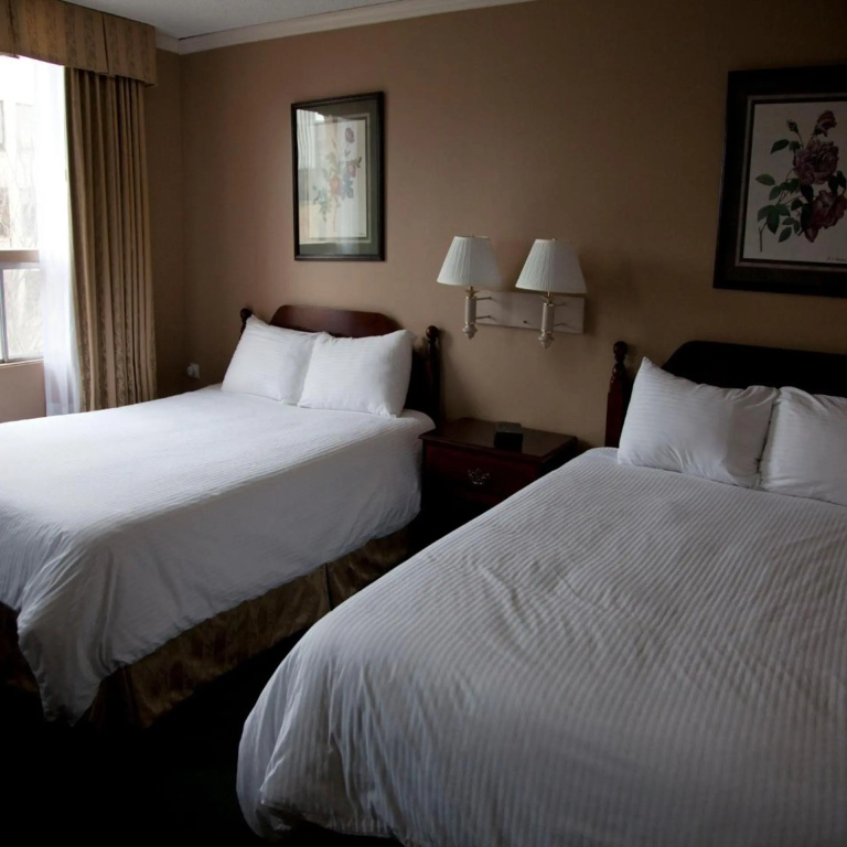 Hotel Senator