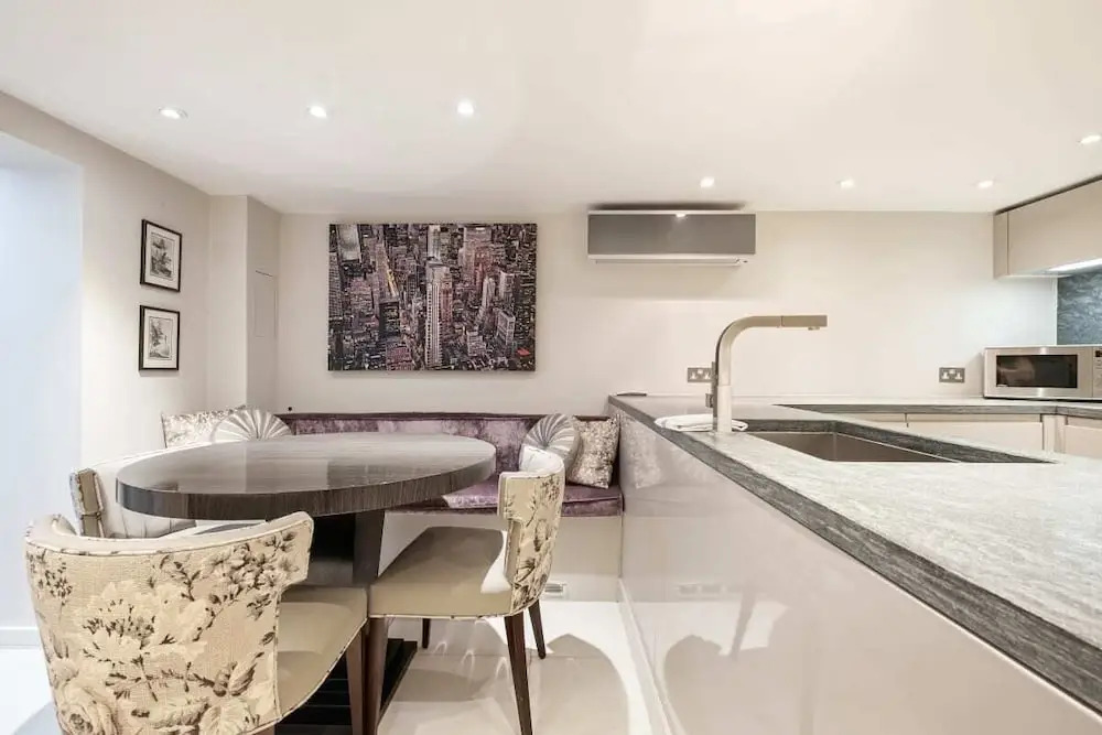 Elegant 3-bed House W/terrace Near Harrods