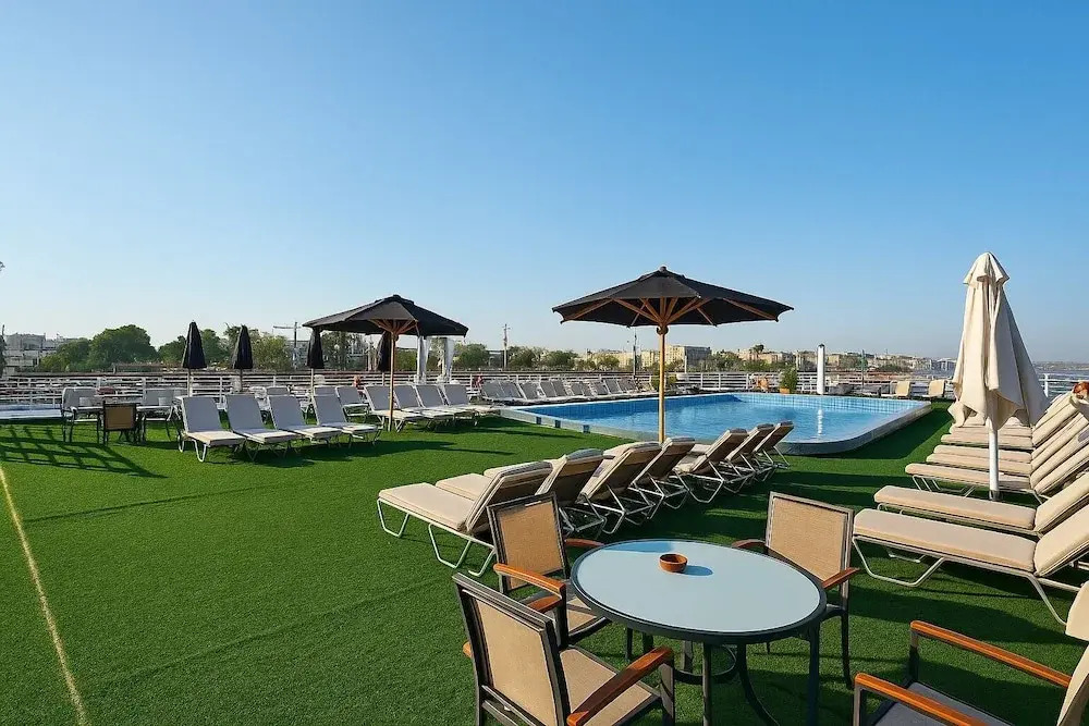 Nile Cruise Royal Queen 1 every Friday from Aswan 3 nights and every Monday from Luxor 4 nights