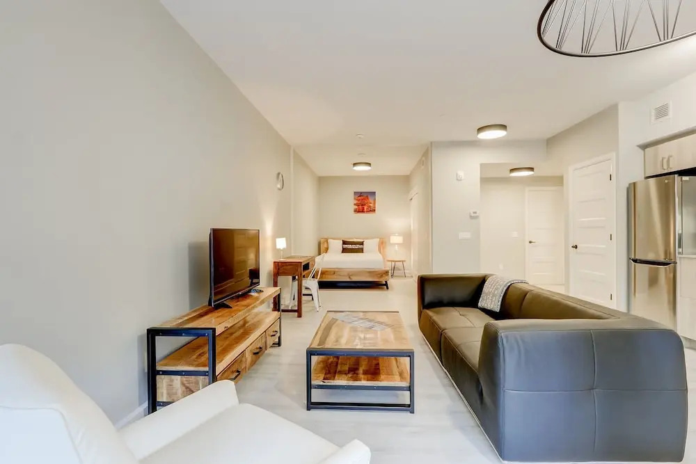 The Met Apartments by Corporate Stays
