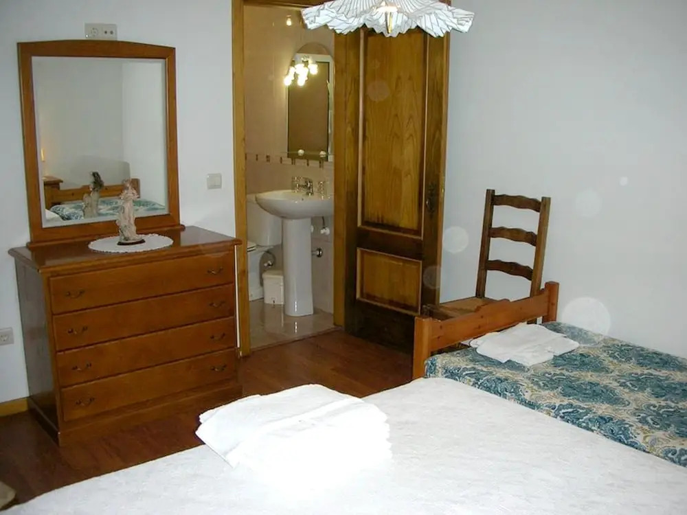 Villa with 4 Bedrooms in Pedraça, with Wonderful Mountain View, Private Pool, Enclosed Garden - 90 Km From the Beach