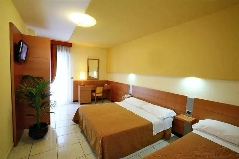Hotel Club Astor