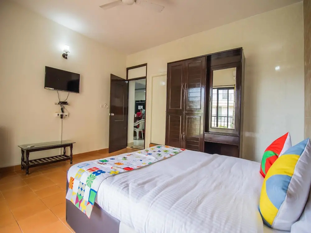 OYO 13014 Home Scenic View Studio Dona Paula Beach