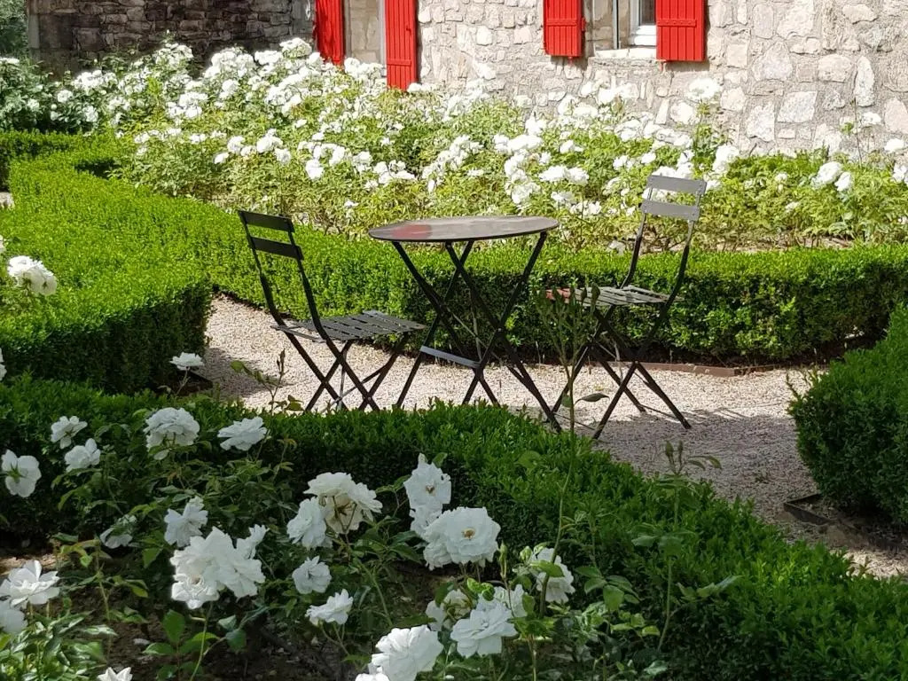 Les Néfliers chambre dhôtes