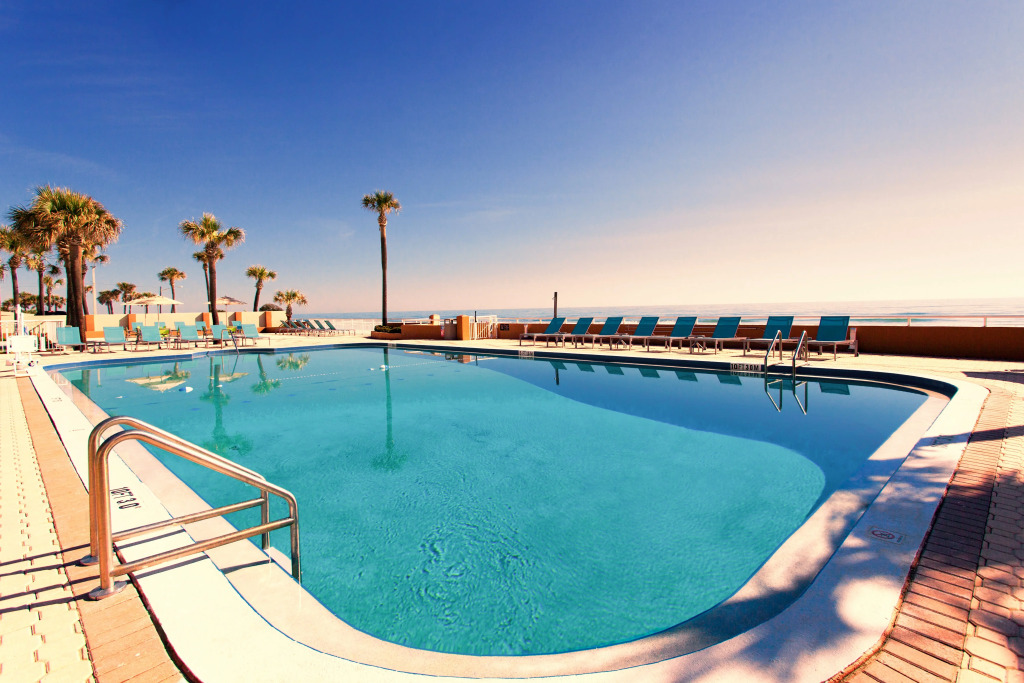 Holiday Inn Hotel & Suites Daytona Beach On The Ocean by IHG