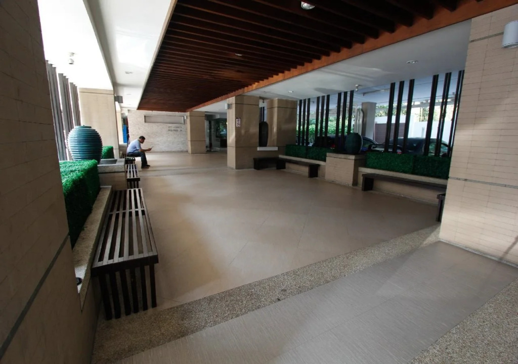 Krongthong Mansion & Hotel