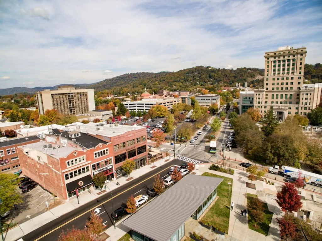 The Daily Condo 201 , Asheville