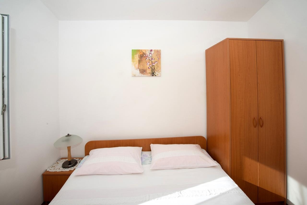 Apartment Nina - sea view family apartments A6 Celina Zavode, Riviera Omis