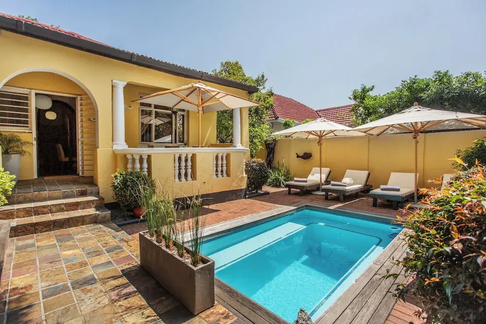 Toms Guest House