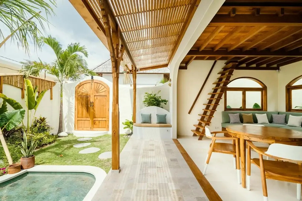 Villa Canggutopia 1 by Alfred in Bali - Tropical Hideaway 1BR Pool Villa Prime Location Canggu Beach