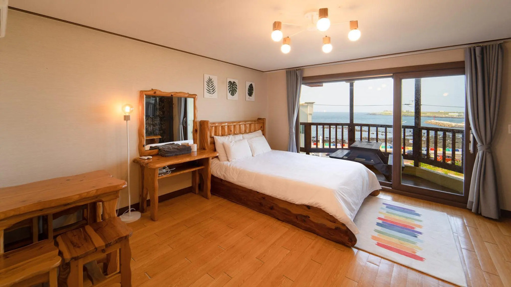 Jeju New HaeAn PungGyeong Pension