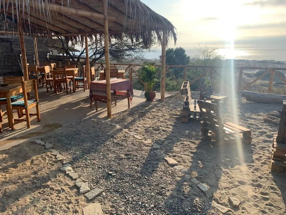 Biosfera Coworking Beach Hostel