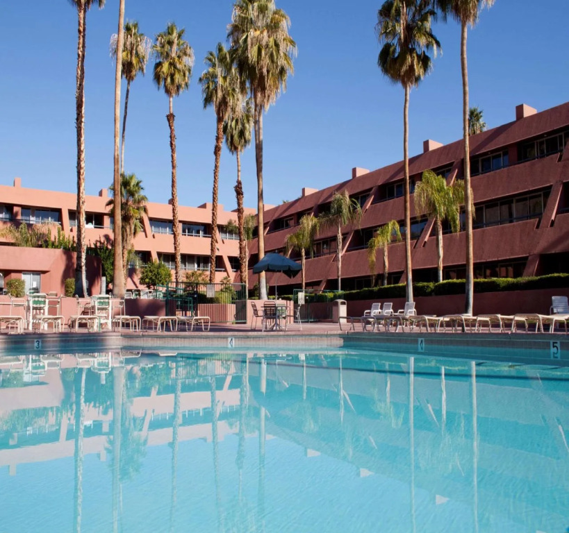 Marquis Villas Resort