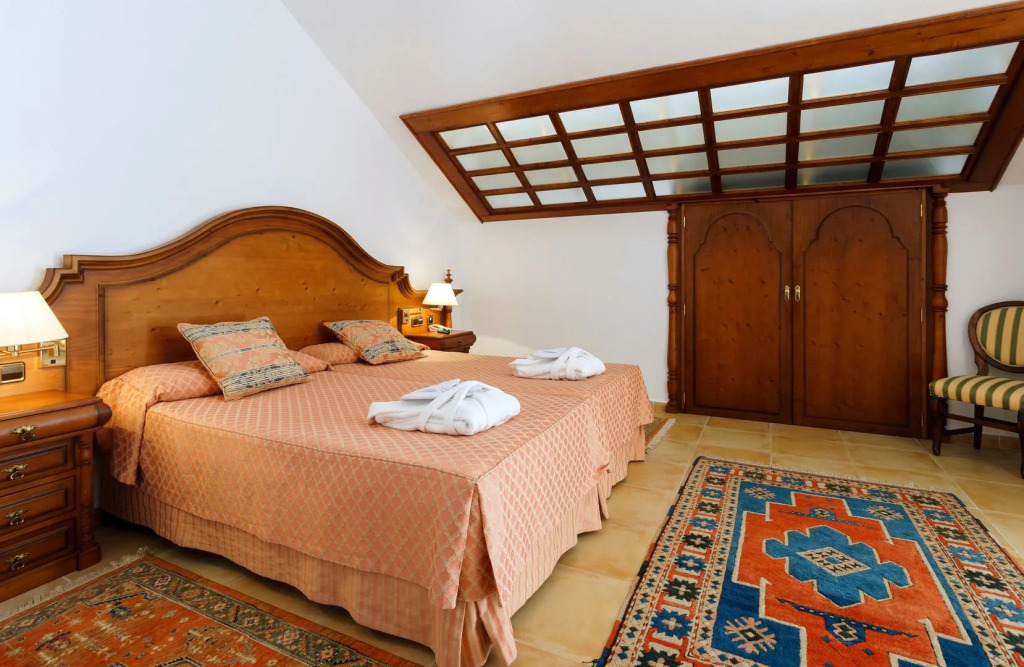 La Moraleja The Quiet Hotel