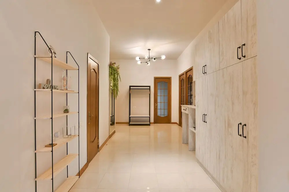 UPstairs Apart - Hostel