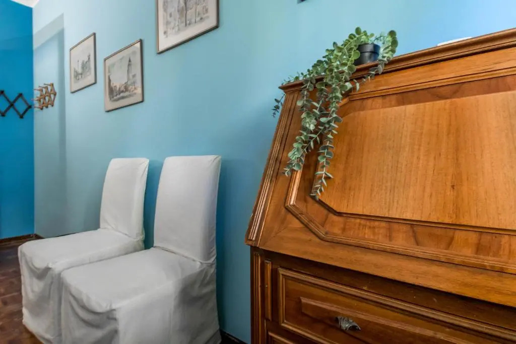 ALTIDO Quiet Apt for 4 with Terrace near train station