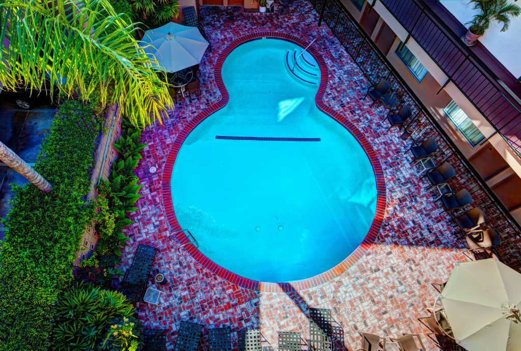 Dunes Inn - Wilshire