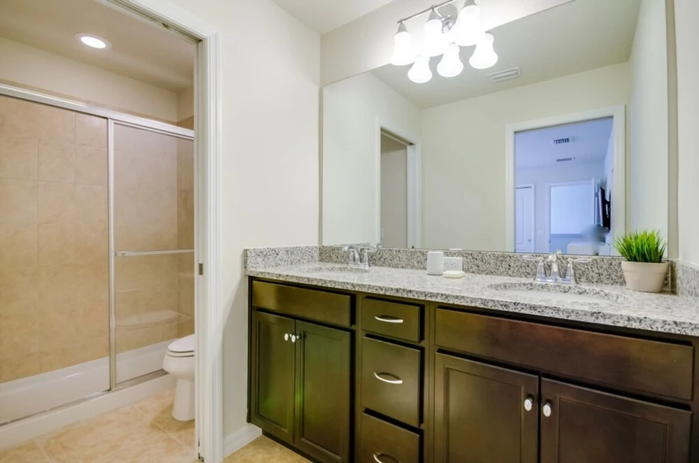 Windsor at Westside - 8889 Qin Loop
