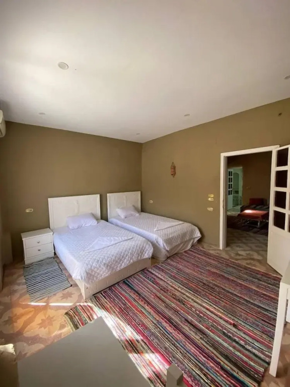 sekhmet hotel