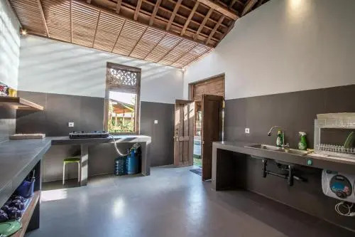 Marika Sawah Villa