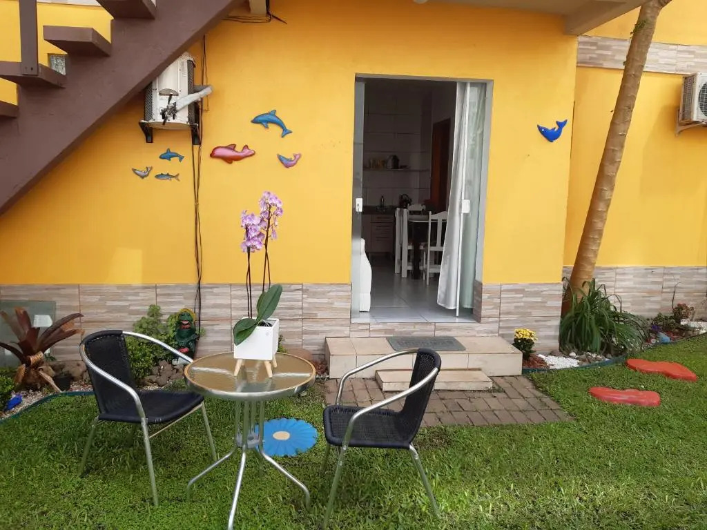 Apartamento com Cozinha Completa em Torres, Perto das 4 Praças e praia