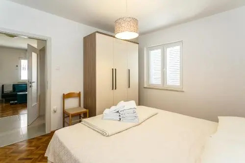 Apartment Zdravko A2