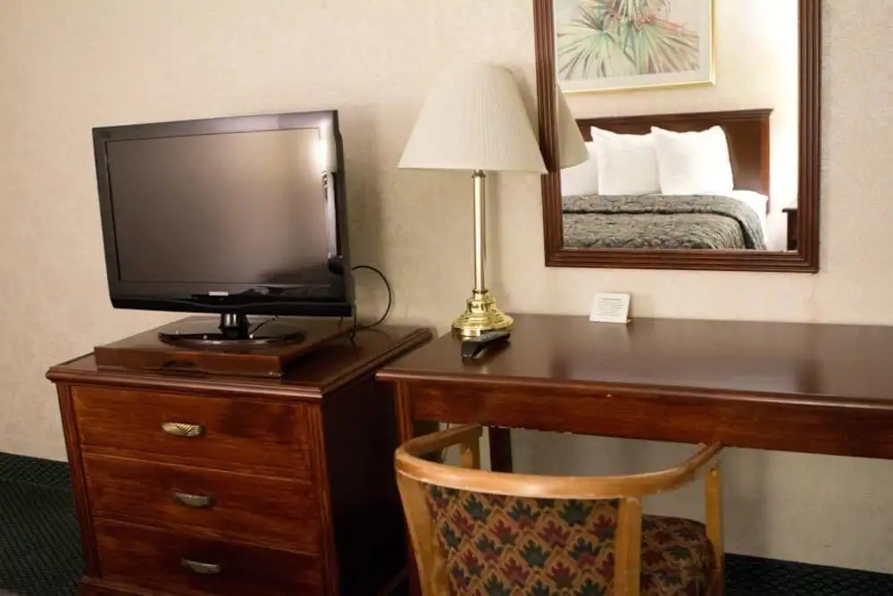 Ashlan Inn Hotel