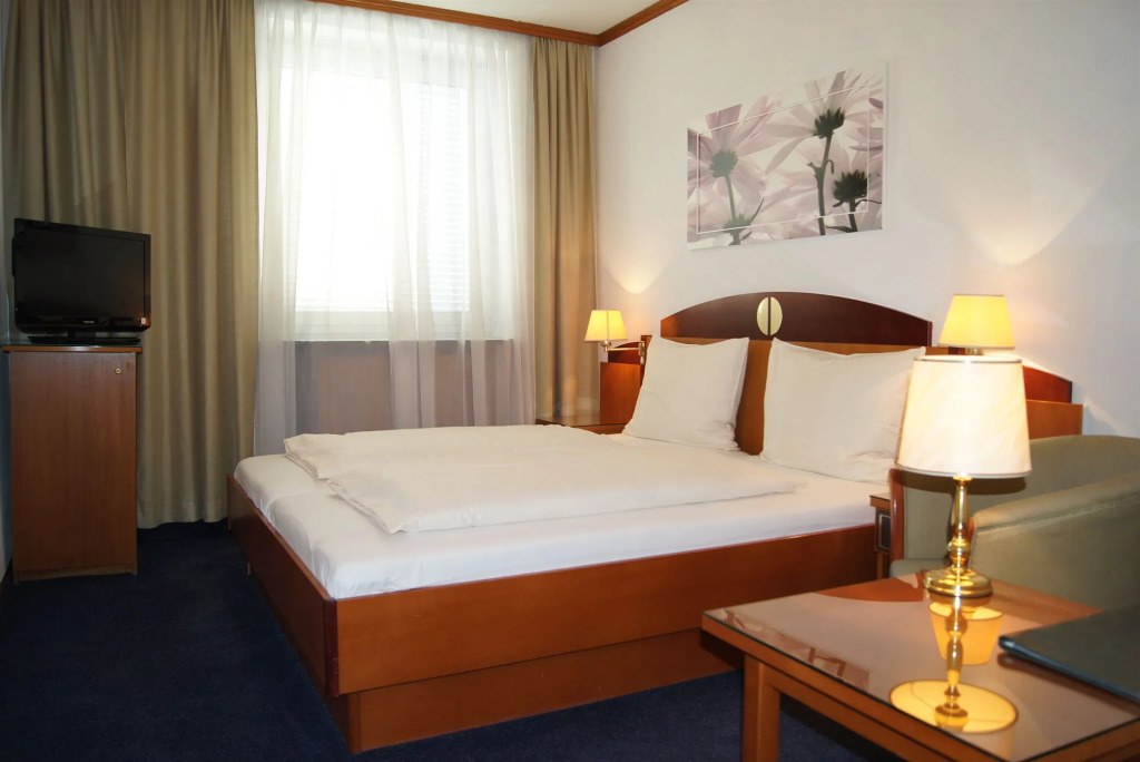 The Weekend Hotel