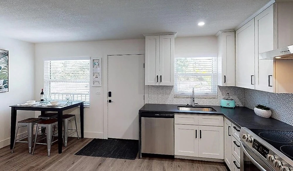 Fruitville Condo