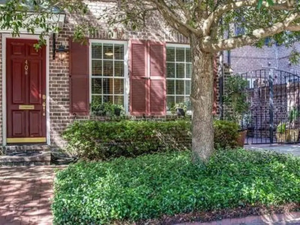Luxury 3Bed Townhome in Historic Downtown Savannah