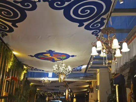 Gesang Huaxiang Hotel