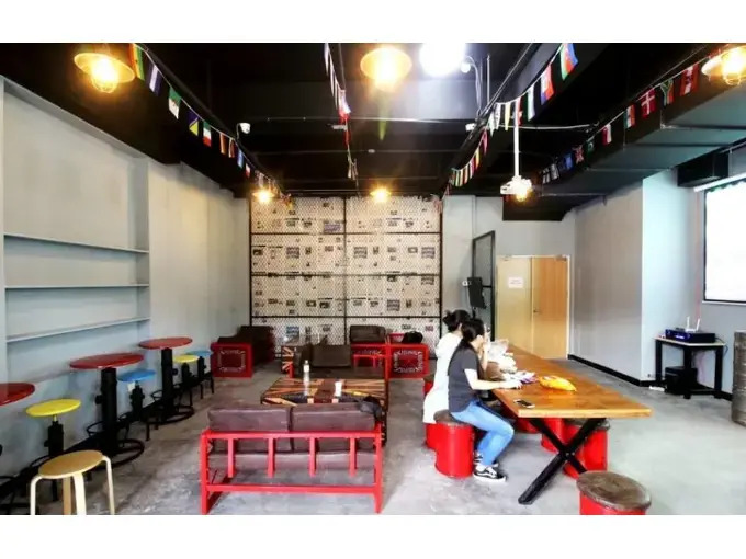 Meet Fish International Youth Hostel