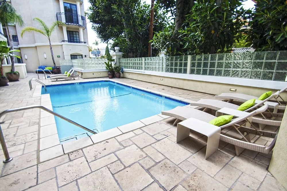 Beverly Hills luxury 2 Bed 2 Bath