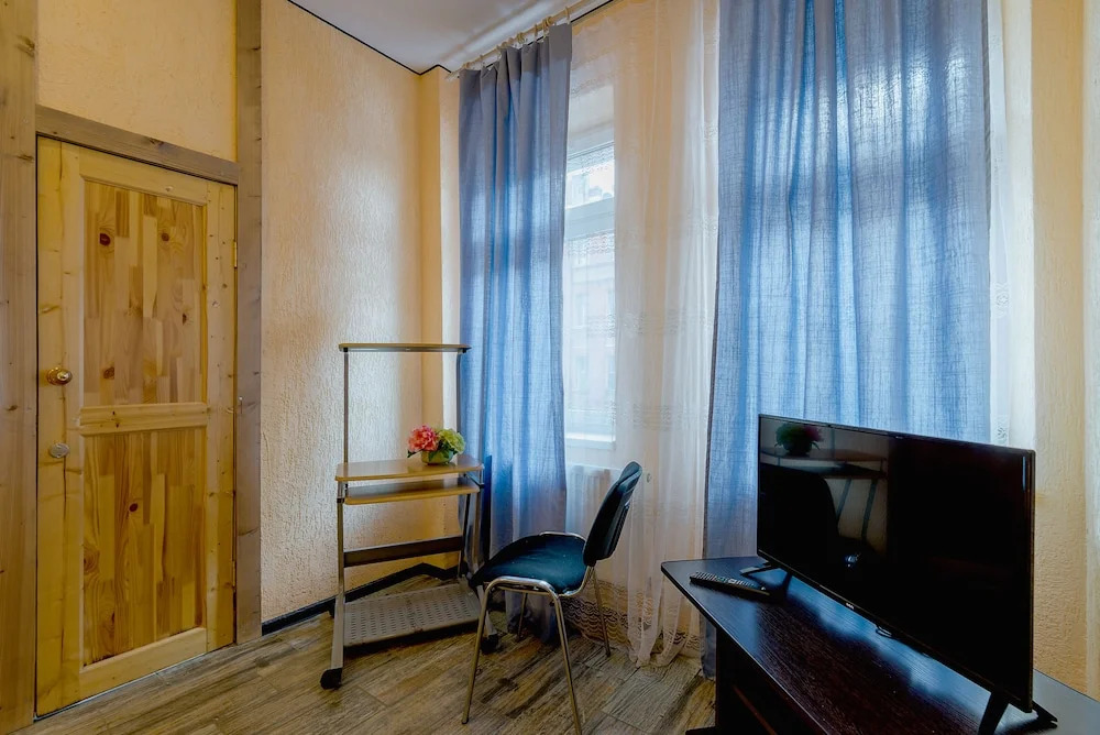 2 Bedroom Apartment on Nevsky 135