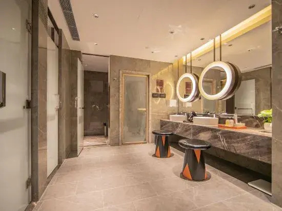 Beijing Jinqishu Hotel (Daxing Yihezhuang Metro Station)