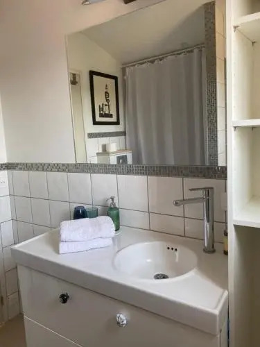 Maison dhôtes Une hirondelle en Provence
