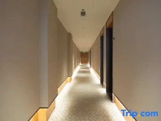 Qiuguo Hotel (Wuhan University of Technology Yujiatou Campus)
