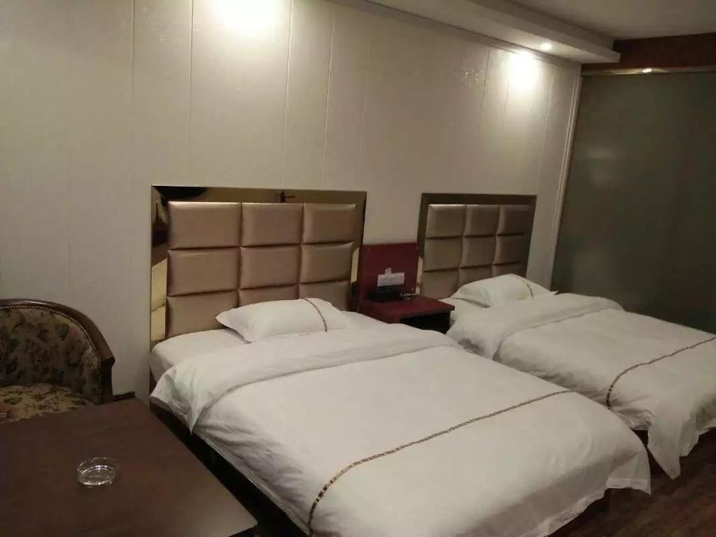 Xiangnan Business Hotel