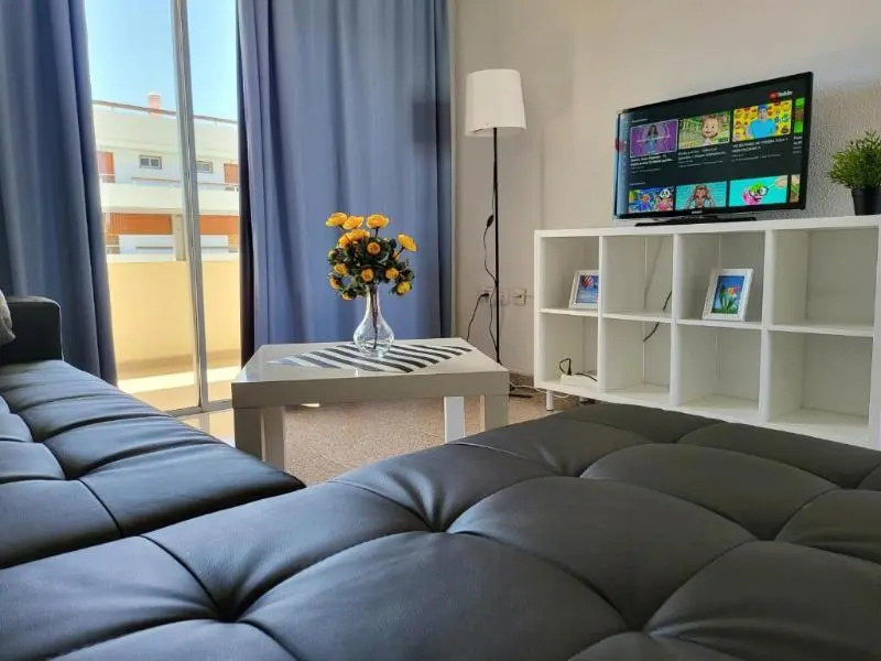 Las Camelias Apartments