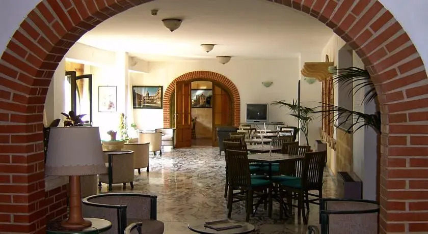 Himera Polis Hotel