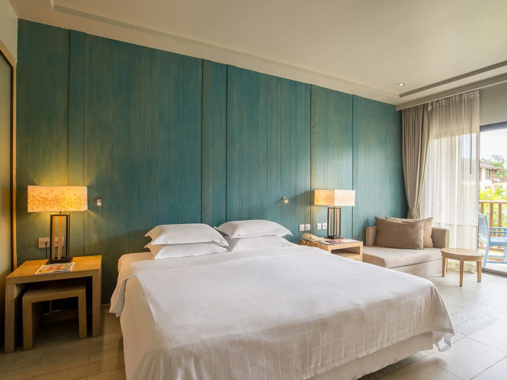 Отель Dusit Thani Krabi Beach Resort