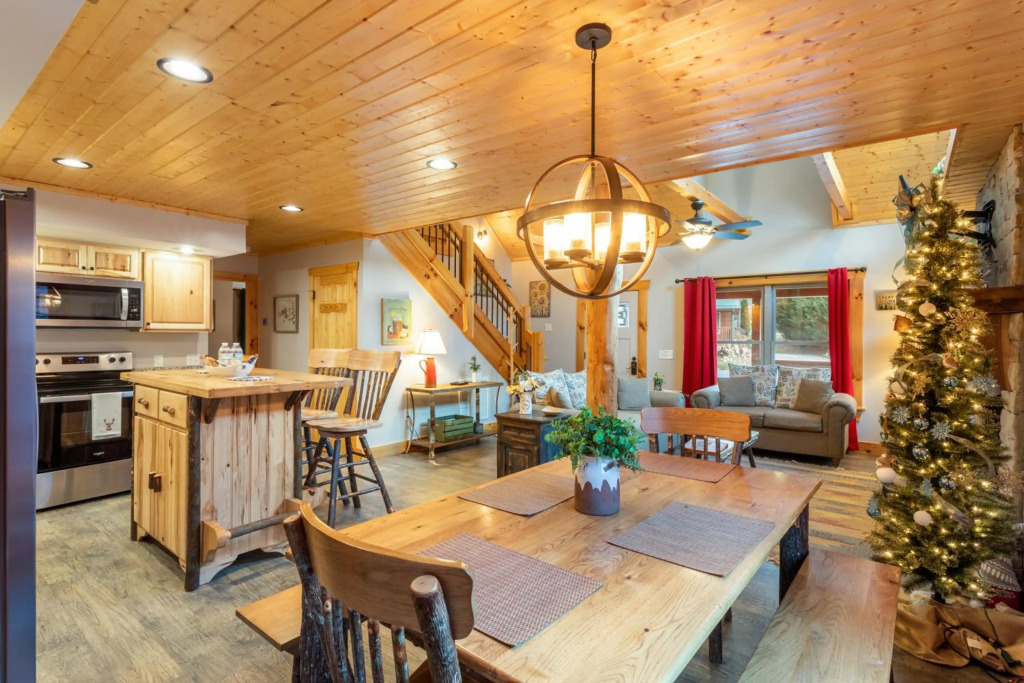 The Snow Owl Cabin